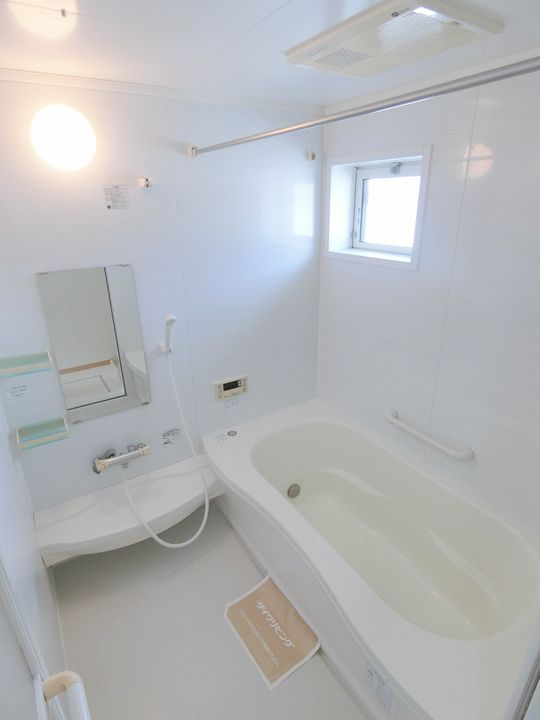 リビングタウン州見台 D棟の風呂