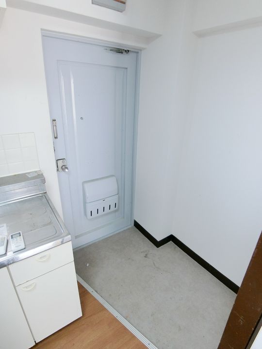 水度マンションの玄関