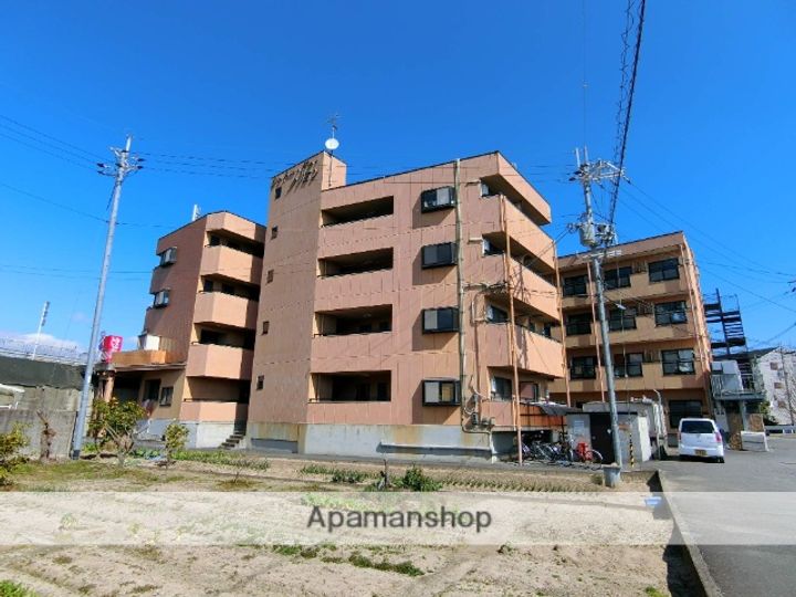 京都府木津川市相楽古川の賃貸マンションの外観