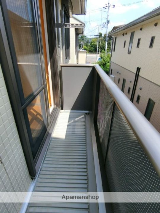 京都府城陽市平川指月の賃貸アパートの内装