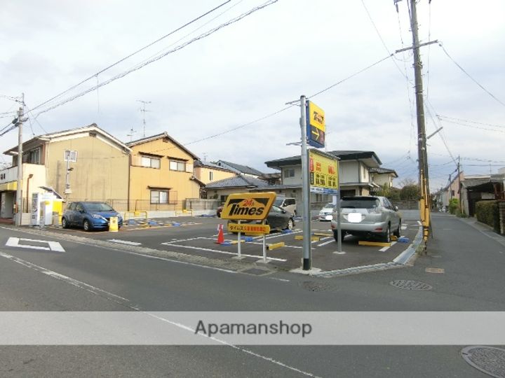 京都府城陽市平川指月の賃貸アパートの周辺