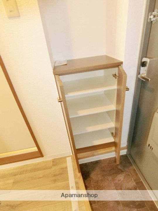 京都府城陽市寺田袋尻の賃貸マンションの内装
