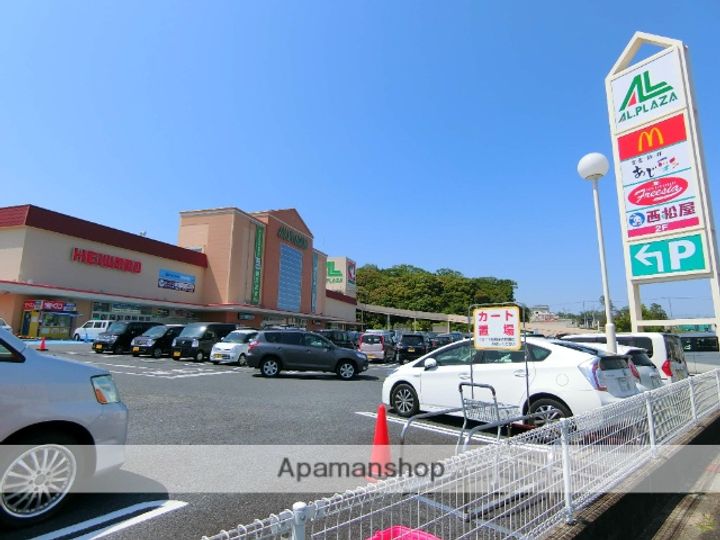 クリサンティヒル山田川の周辺