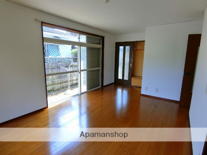 京都府京田辺市興戸北落延(一戸建)の賃貸物件の居間