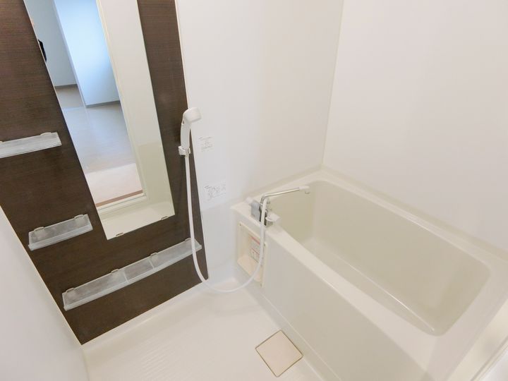 ウィングコートの風呂