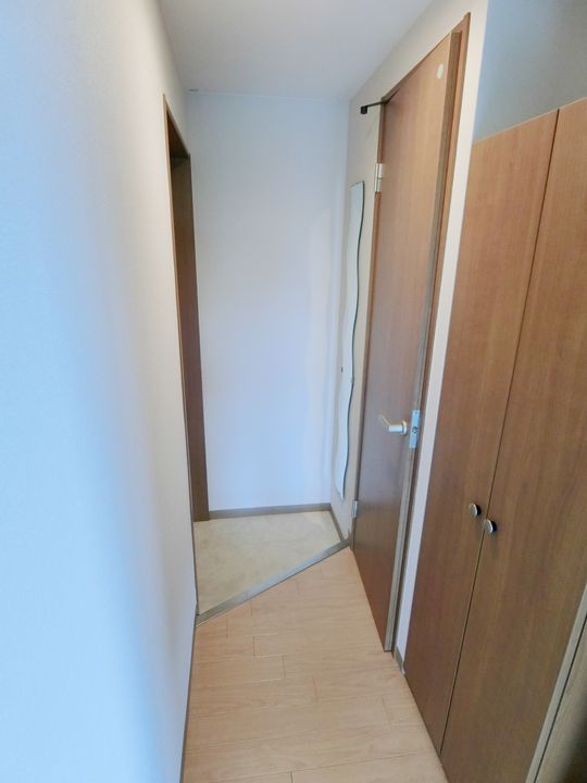 ウィングコートの玄関