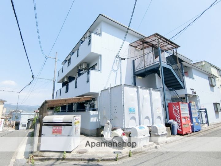 ジョイフル三山木の外観