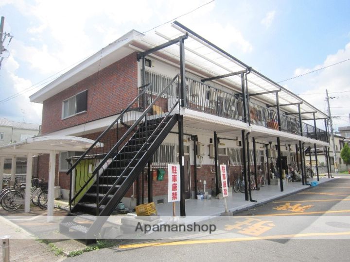 コーポラスウエダの外観