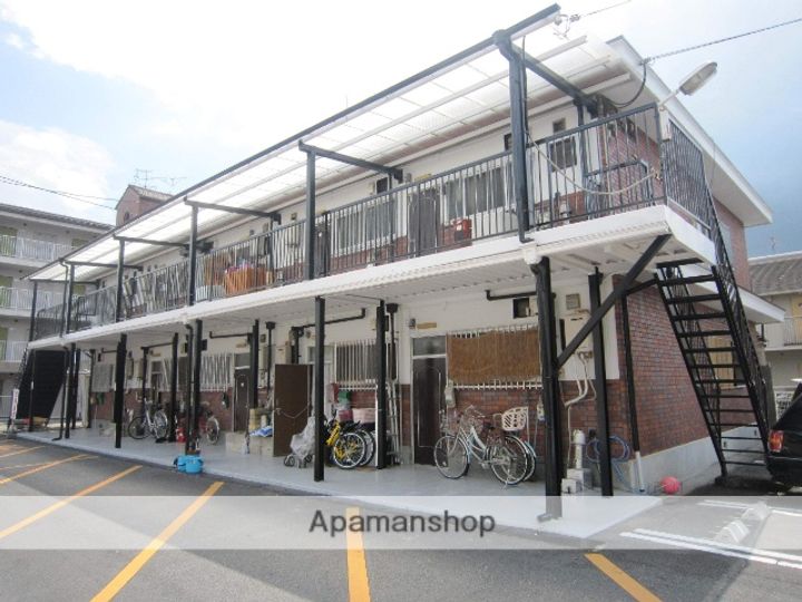 コーポラスウエダの外観