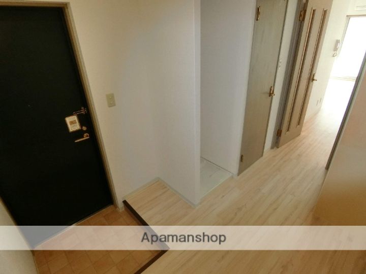 京都府城陽市枇杷庄大三戸の賃貸マンションの内装