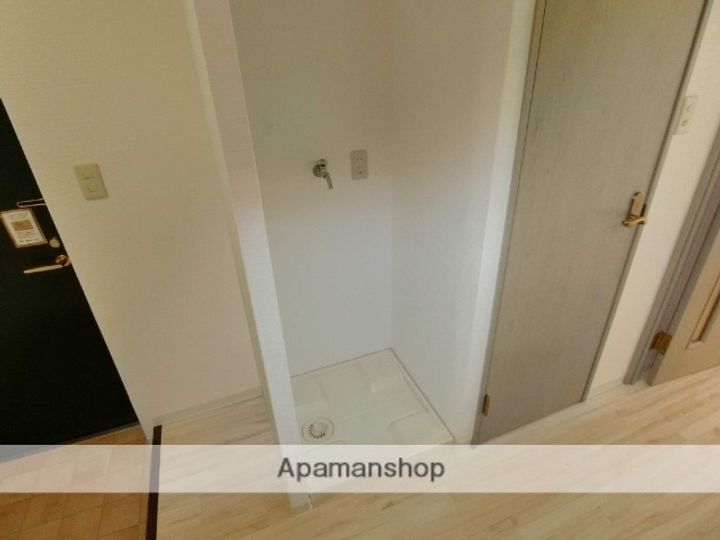 京都府城陽市枇杷庄大三戸の賃貸マンションの内装