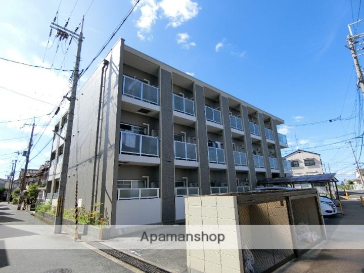 京都府城陽市枇杷庄大三戸の賃貸マンションの外観