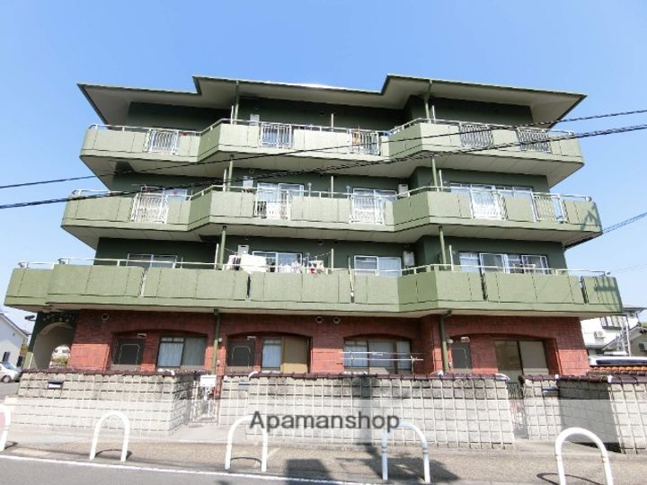 寺田ガーデンハイツ2番館102の外観