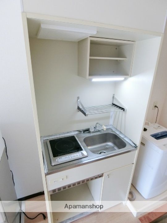 京都府京田辺市三山木上谷浦の賃貸アパートのキッチン