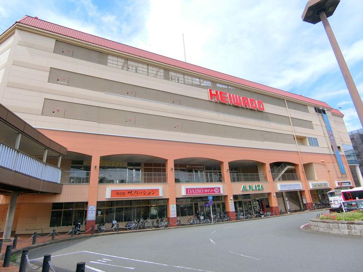 レオネクストブロッサム201の周辺