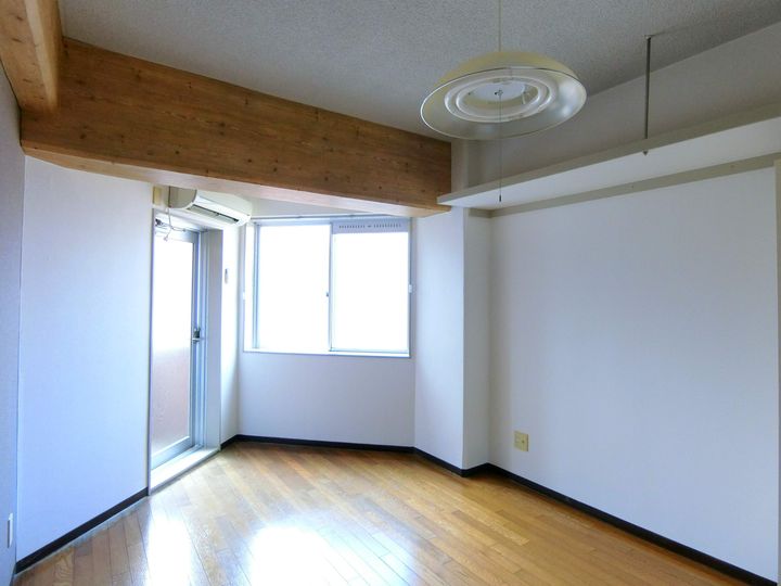 WYTHE AVE.Ⅰの居間