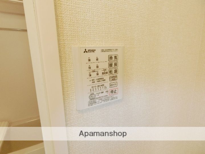 京都府城陽市久世北垣内の賃貸アパートの内装