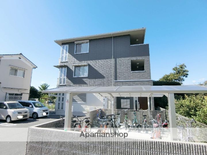 京都府城陽市久世北垣内の賃貸アパートの外観