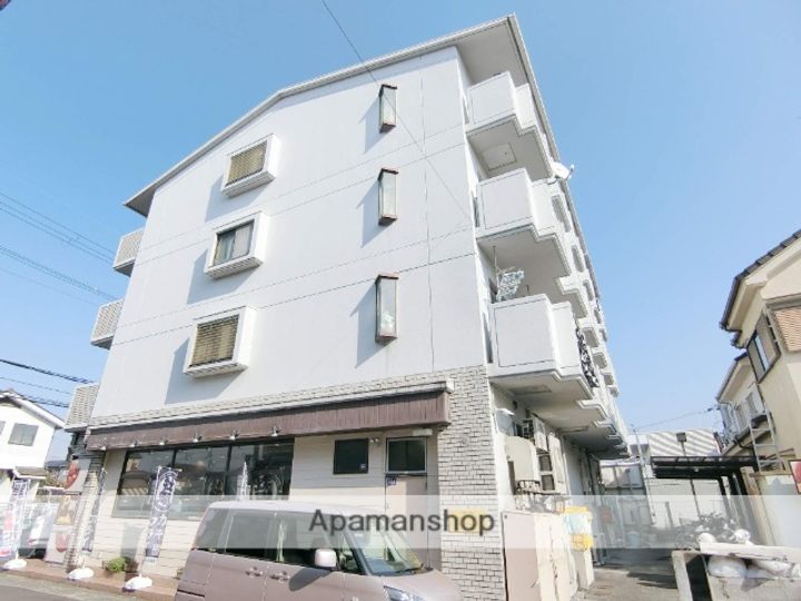 エスポワール伊勢田の外観