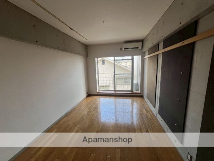 アルディア巨椋の居間