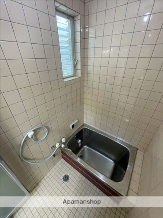 京都府城陽市枇杷庄鹿背田(一戸建)の賃貸物件の風呂