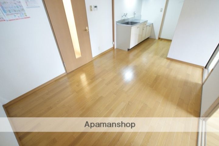 ガーデンハイツ広野202の居間