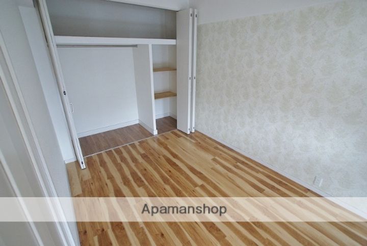 第2長栄マンションの内装