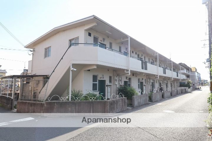 寺田ガーデンハイツ1番館103の外観