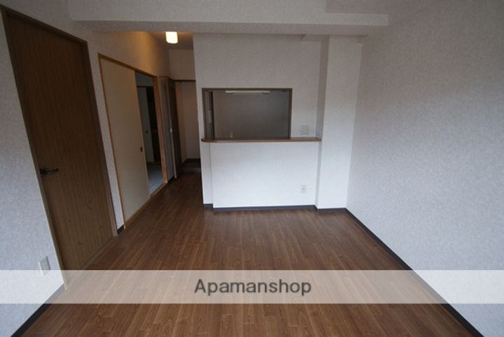 ラポート小林の居間