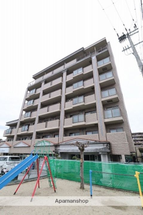 ラポート小林の外観