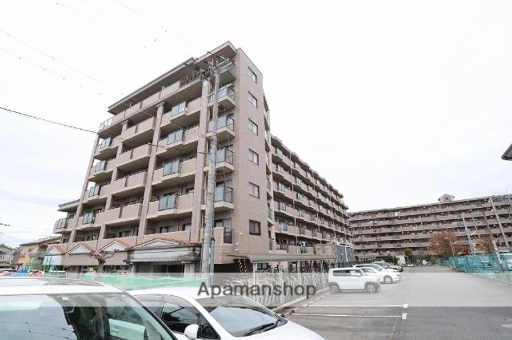 ラポート小林の外観