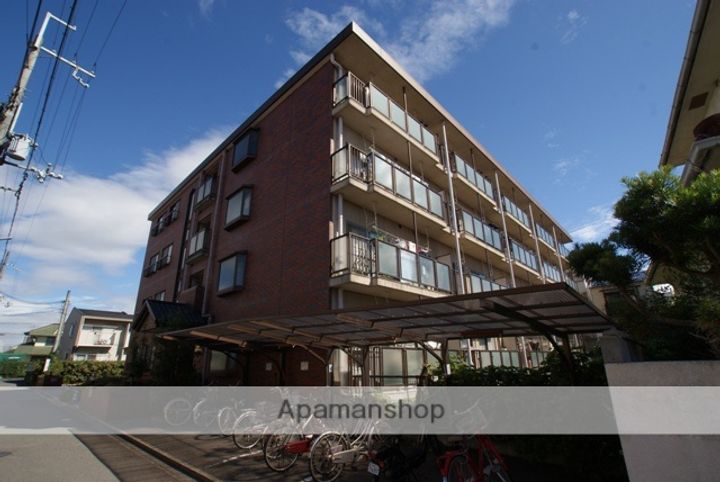 グラン・モントレゥー301の外観