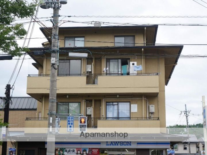 京都府京都市左京区岩倉中大鷺町の賃貸マンションの外観