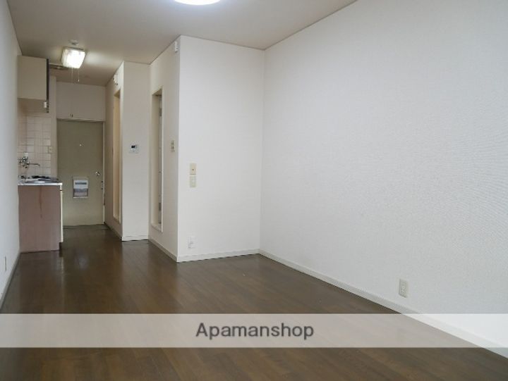 京都府京都市北区上賀茂朝露ケ原町の賃貸アパートの内装