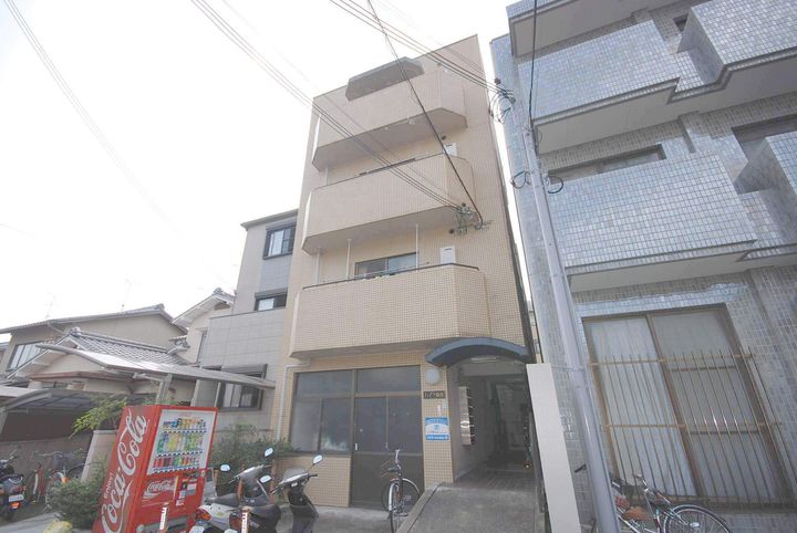 京都府京都市北区大宮東小野堀町の賃貸マンション301号室の外観