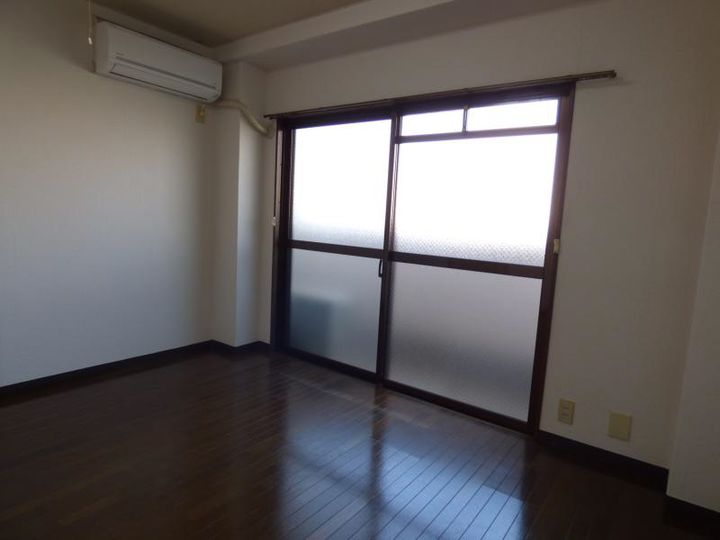 京都府京都市左京区下鴨東本町の賃貸マンションの内装