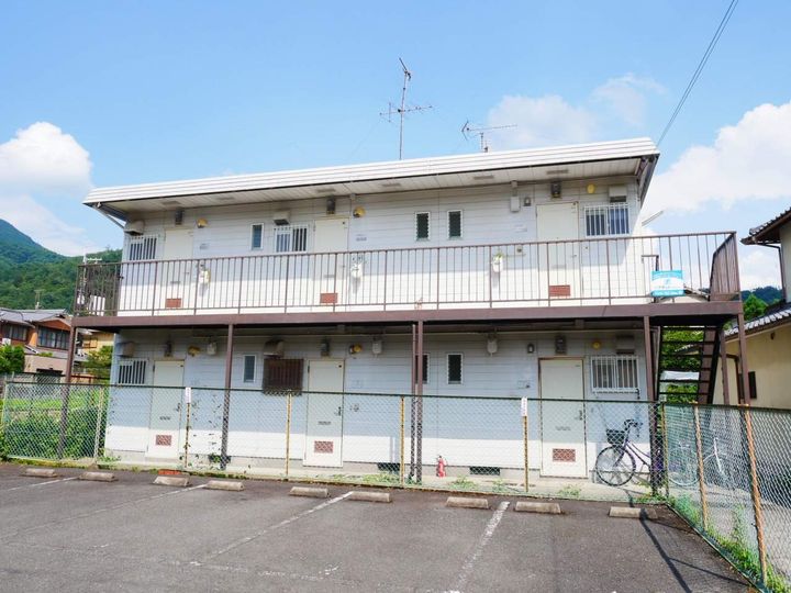 京都府京都市左京区修学院石掛町の賃貸アパート101号室の外観