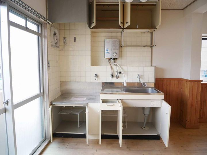 京都府京都市北区大宮開町の賃貸マンションの内装
