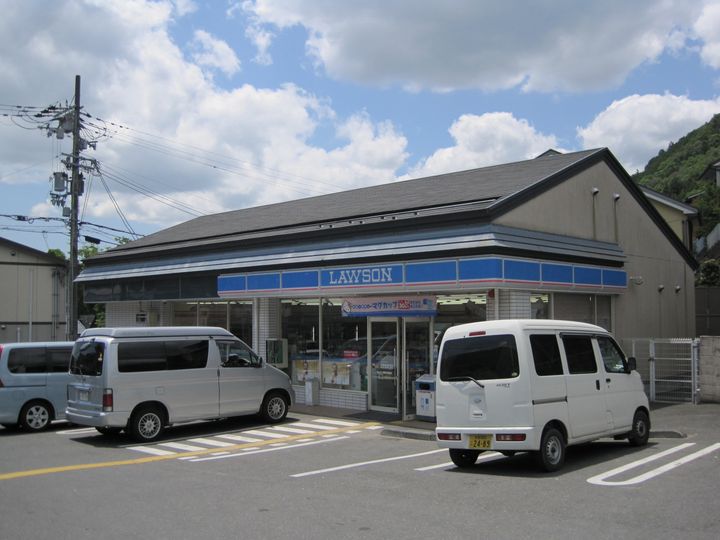 京都府京都市左京区静市市原町の賃貸アパートの周辺