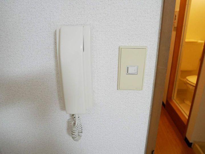 ポートハイム加茂102号室の内装