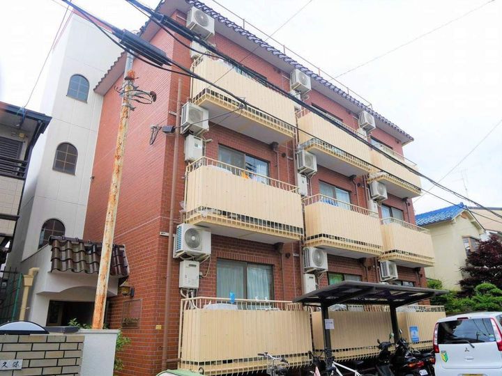 リブカントリー305号室の外観