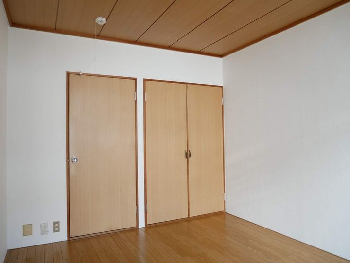 グリーンハウス106号室の内装