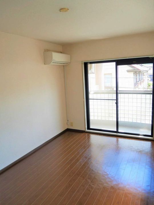 京都府京都市左京区静市市原町の賃貸マンション201号室の内装