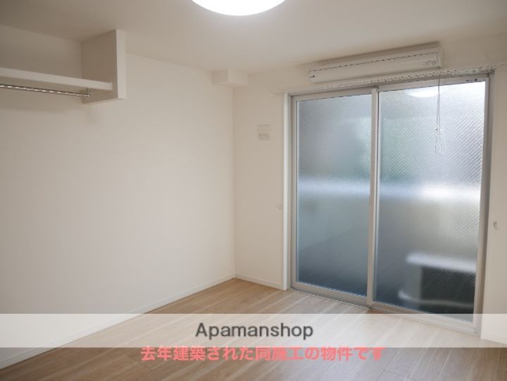 MESA VERDE京都紫竹203の居間
