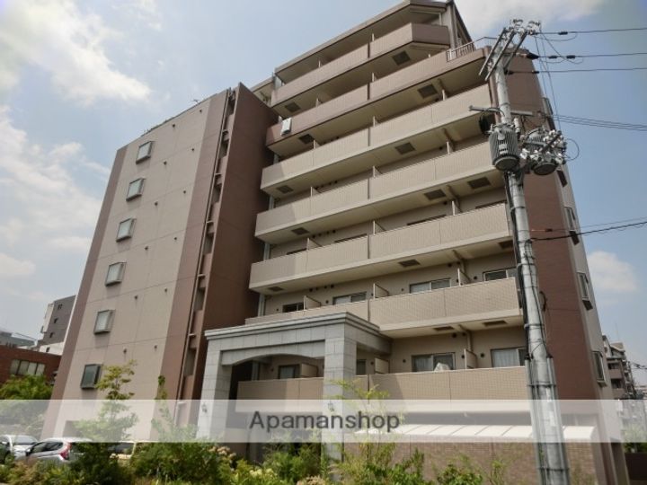 ルミネソレイユ江坂の外観