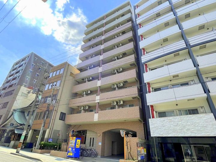 シャルマンフジ大阪城南の外観