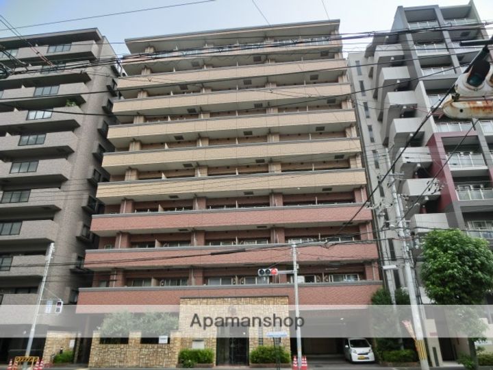 グランシス江坂の外観