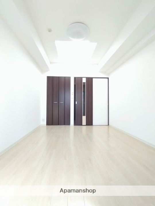 グランシス江坂の居間