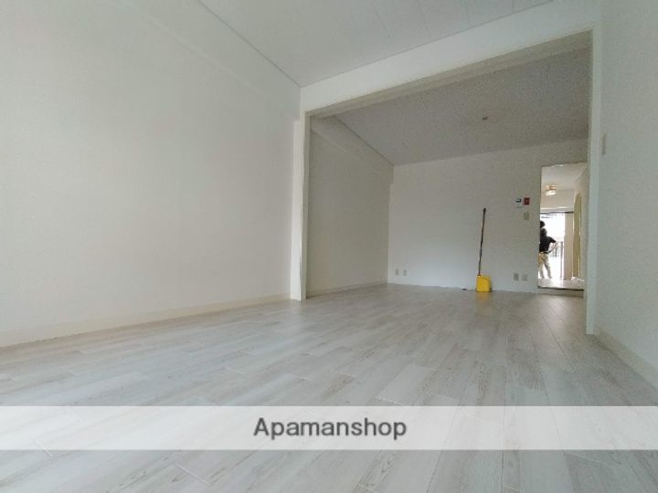 緑地公園グランドコーポの内装