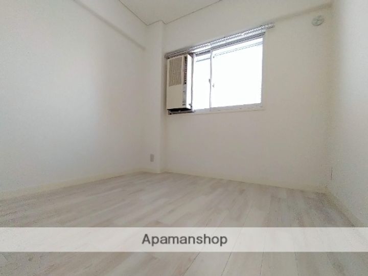 緑地公園グランドコーポの内装